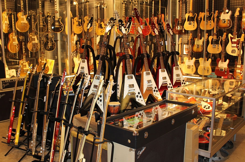 Hyperguitars