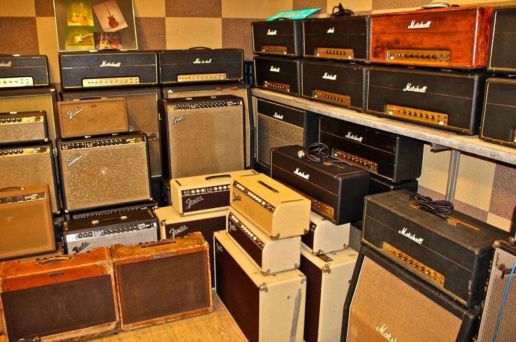 Hyperguitars