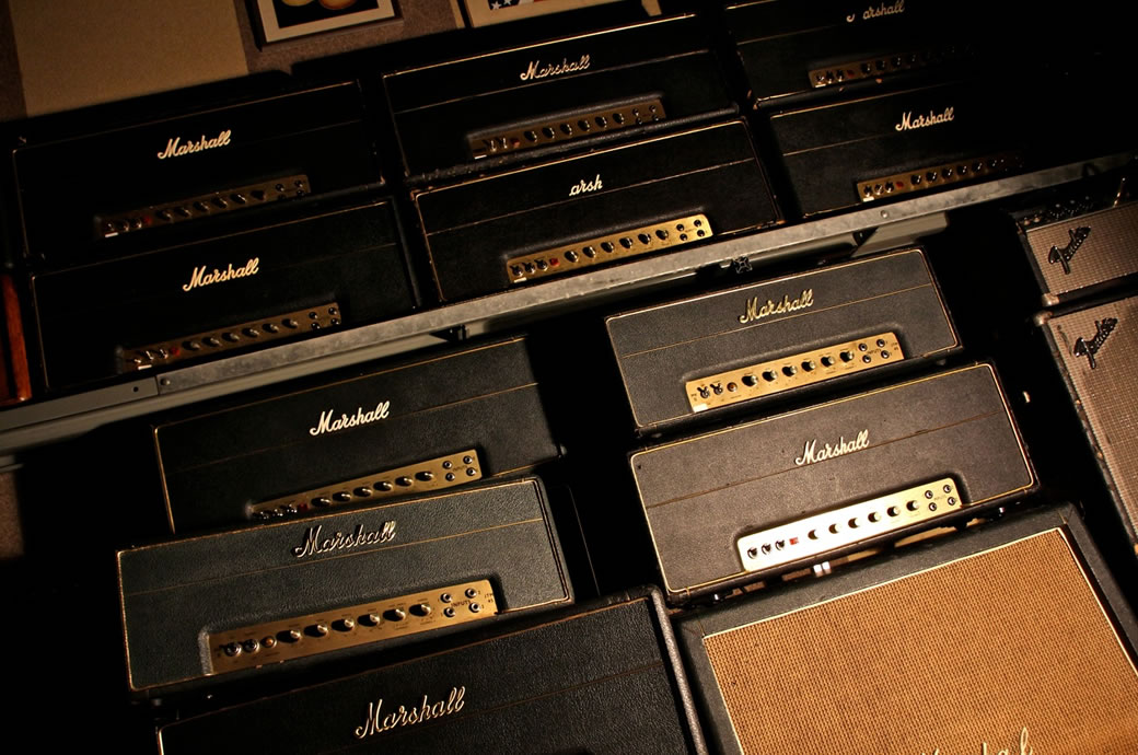 Hyperguitars